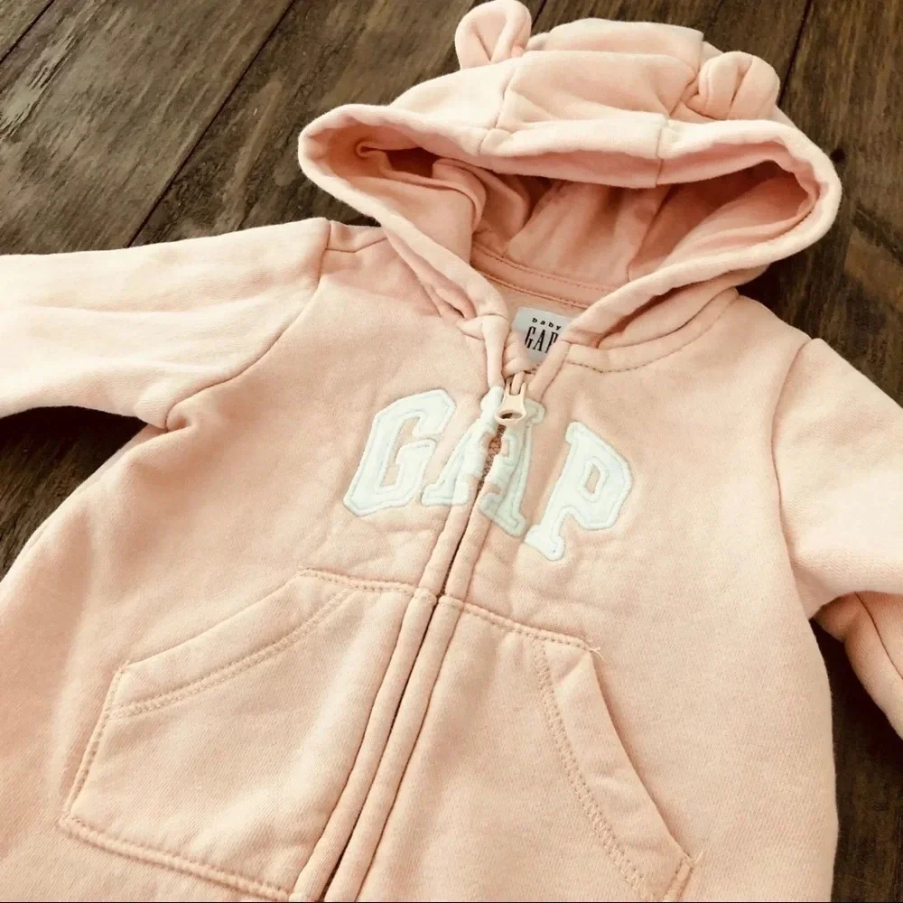 Baby Gap Peach Logo Footed‎ One Piece Sweatsuit 0-3